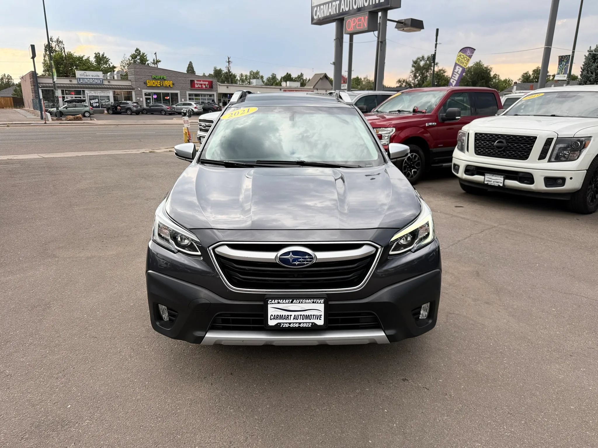 Used 2021 Subaru Outback Touring XT AWD/4WD image 4