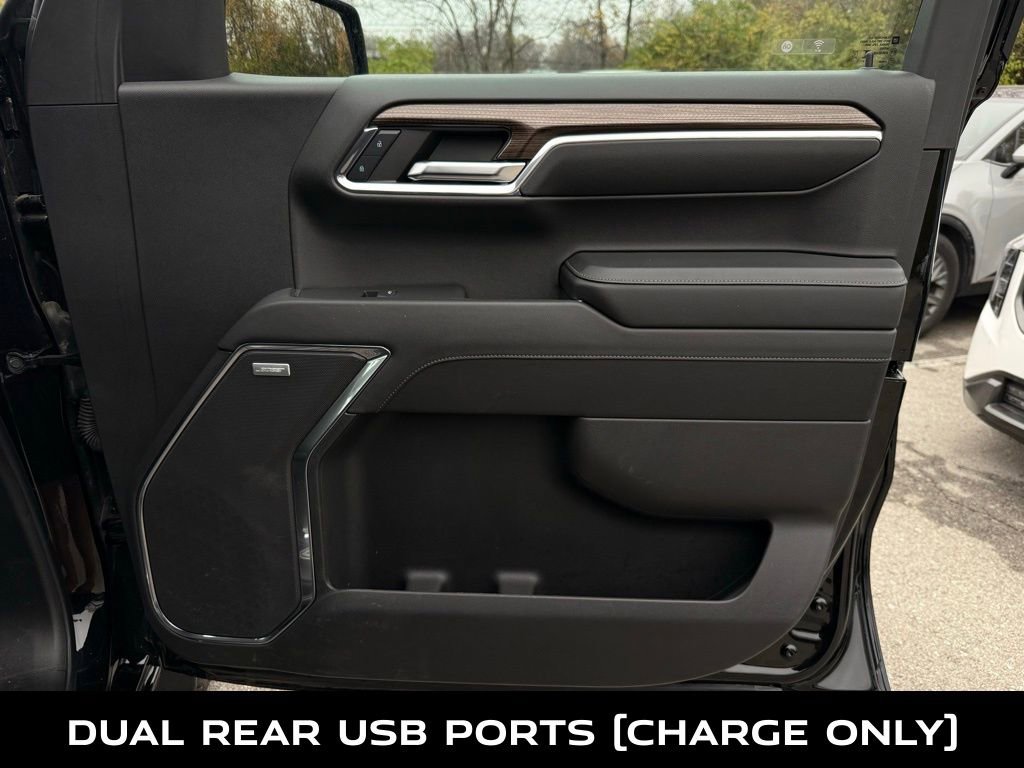 Used 2024 Chevrolet Silverado 1500 LT Trail Boss w/ Convenience Package II image 17