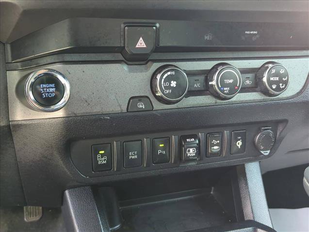 Used 2019 Toyota Tacoma TRD Sport w/ Technology Package RWD image 24
