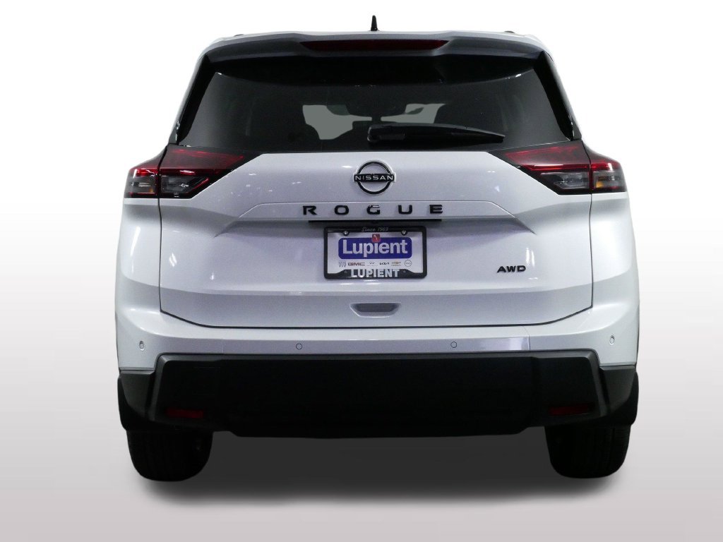 New 2026 Nissan Rogue Dark Armor AWD/4WD image 8