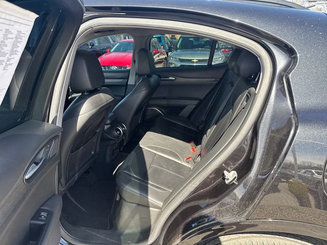 Used 2020 Alfa Romeo Stelvio Ti w/ Nero Edizione image 20