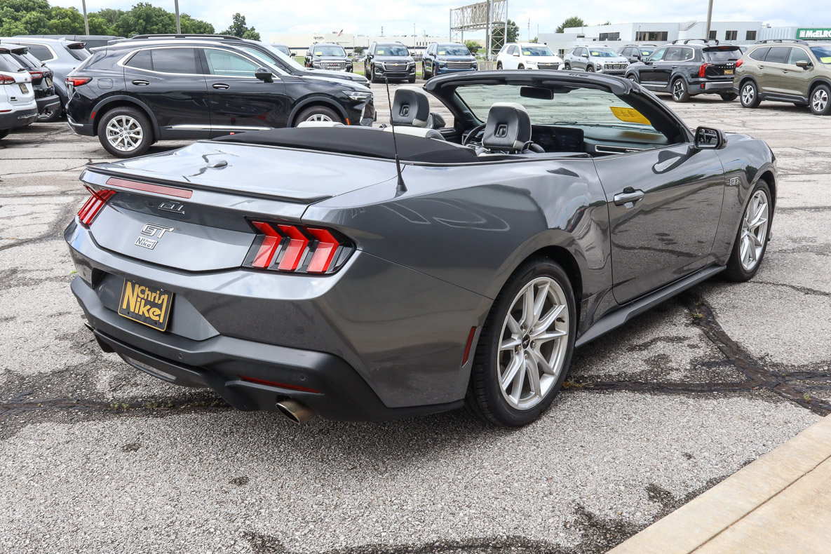 Used 2024 Ford Mustang GT Premium RWD image 4