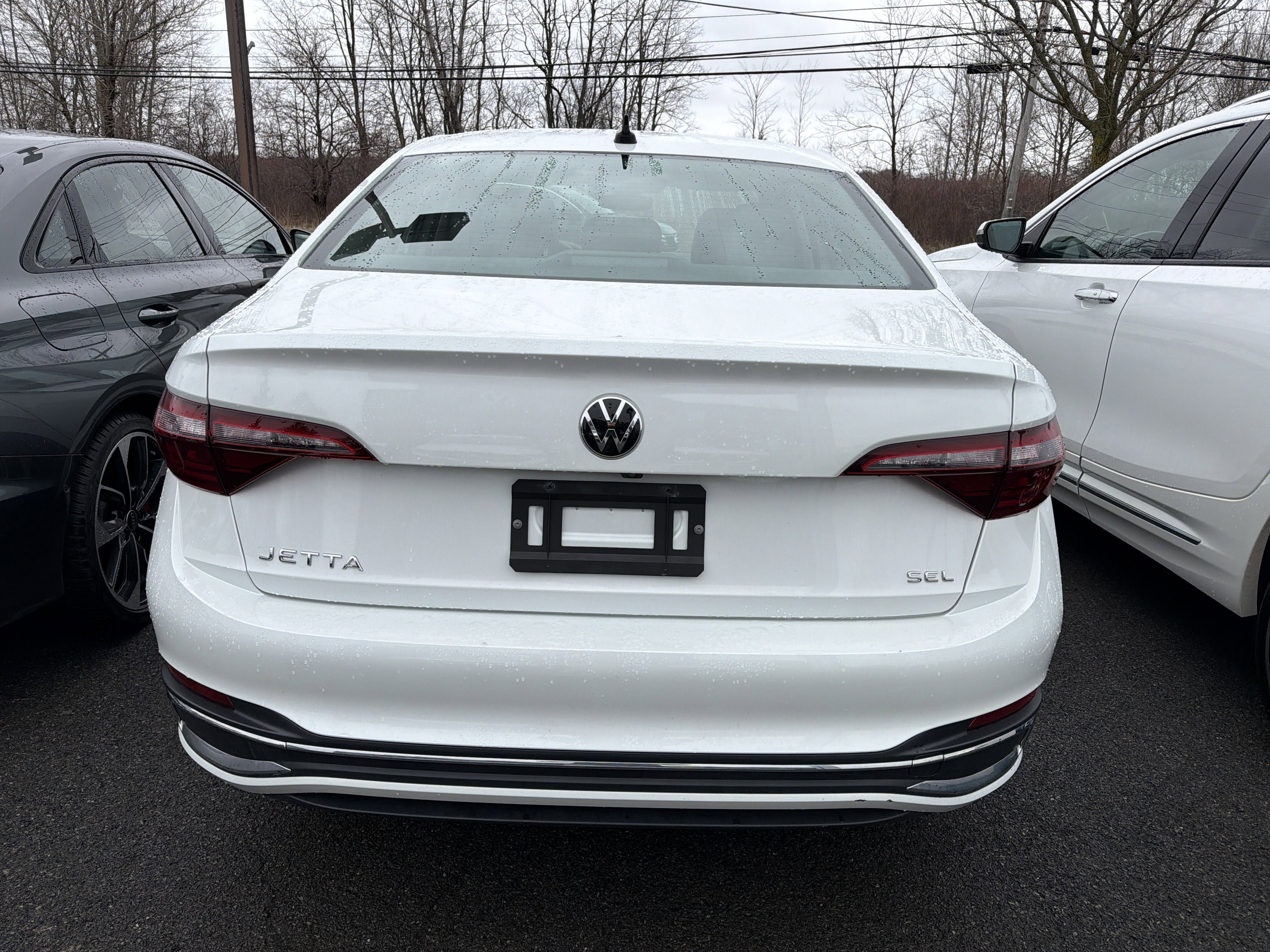 Used 2023 Volkswagen Jetta SEL FWD image 5