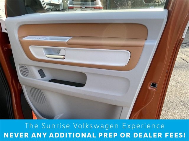 New 2025 Volkswagen ID. Buzz 1st Edition image 31