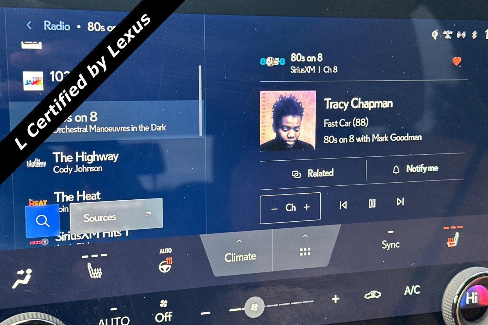 Used 2025 Lexus RZ 300e image 21