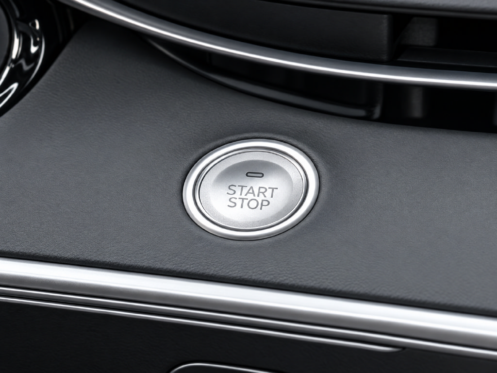 Certified 2024 Genesis Electrified GV70 AWD/4WD image 12