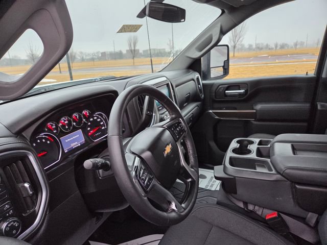 Used 2020 Chevrolet Silverado 2500 LT w/ Convenience Package image 12
