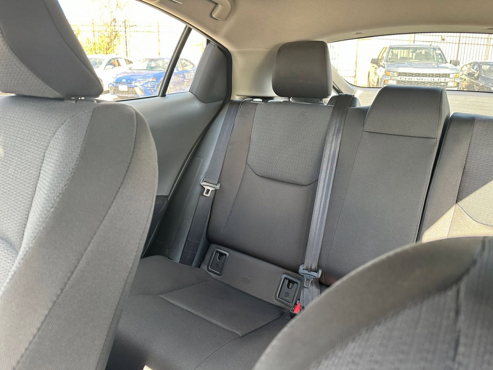 Used 2025 Toyota Prius LE image 34