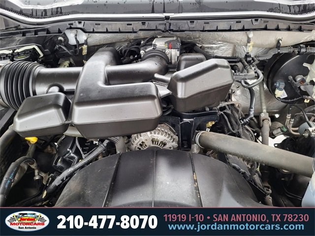 Used 2017 Ford F250 Lariat w/ Chrome Package image 31