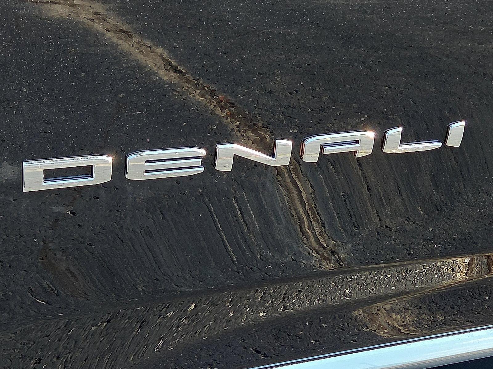New 2026 GMC Yukon Denali AWD/4WD image 8