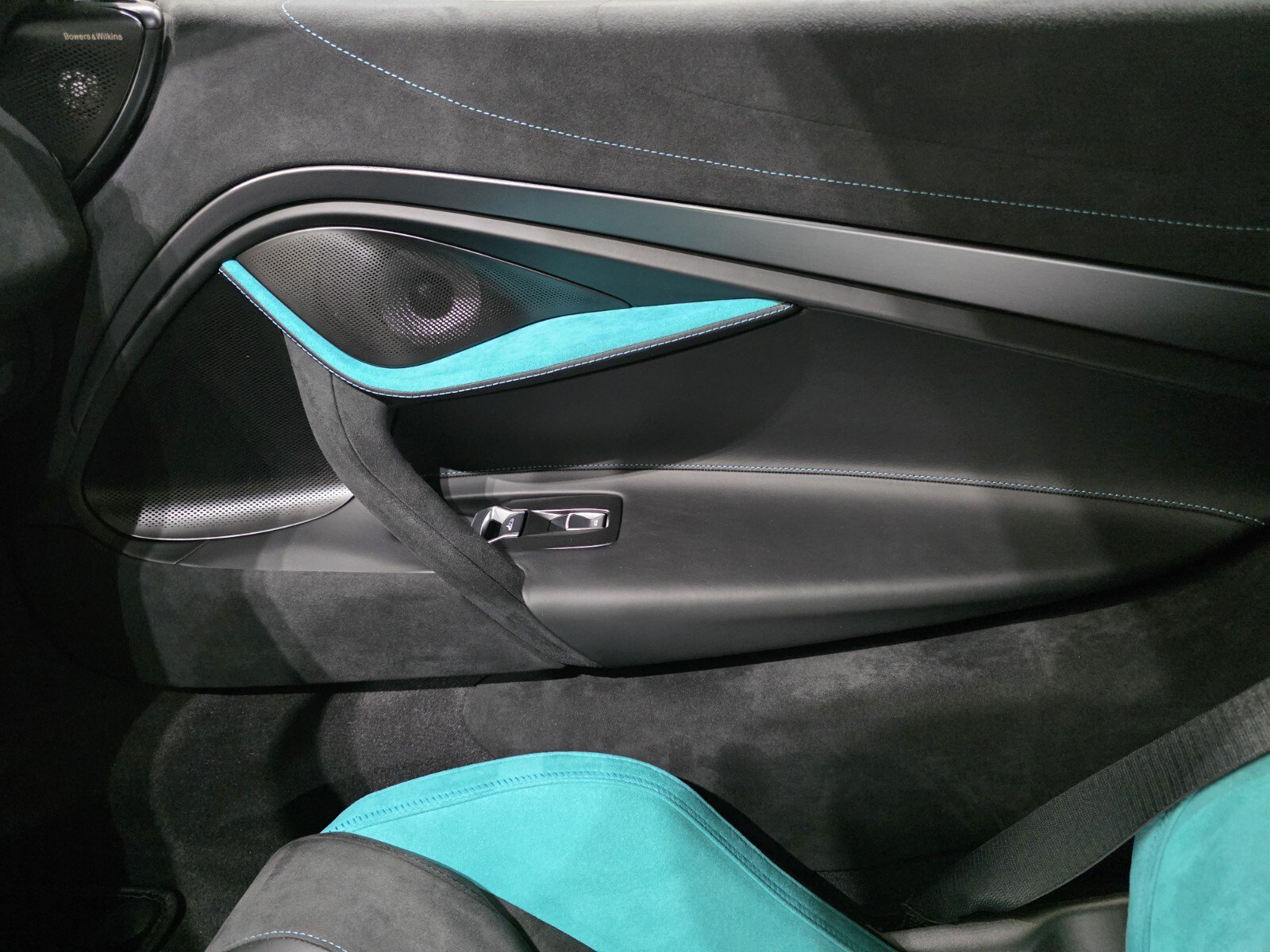New 2027 McLaren 750S Spider RWD image 17