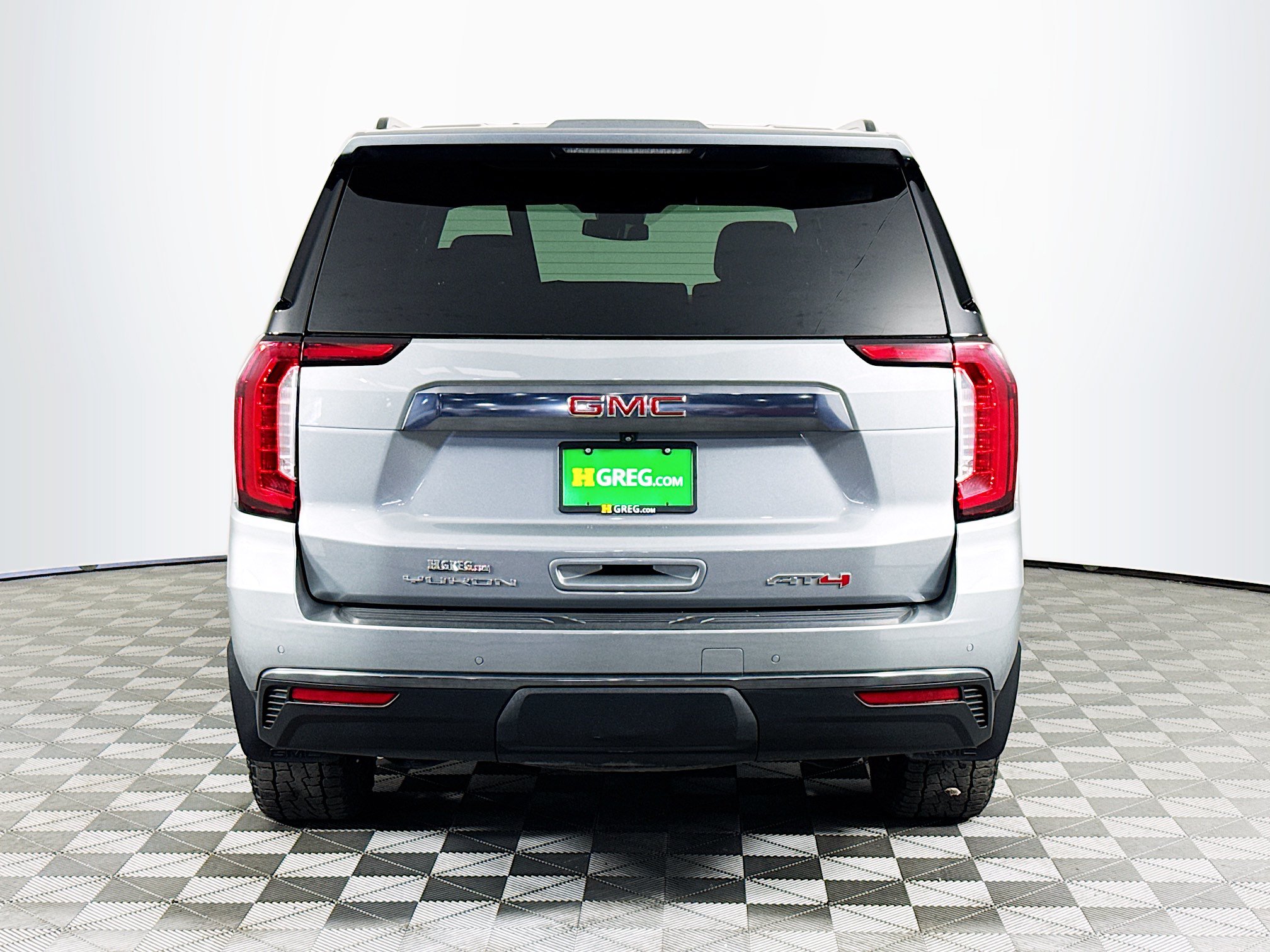 Used 2023 GMC Yukon AT4 AWD/4WD image 7