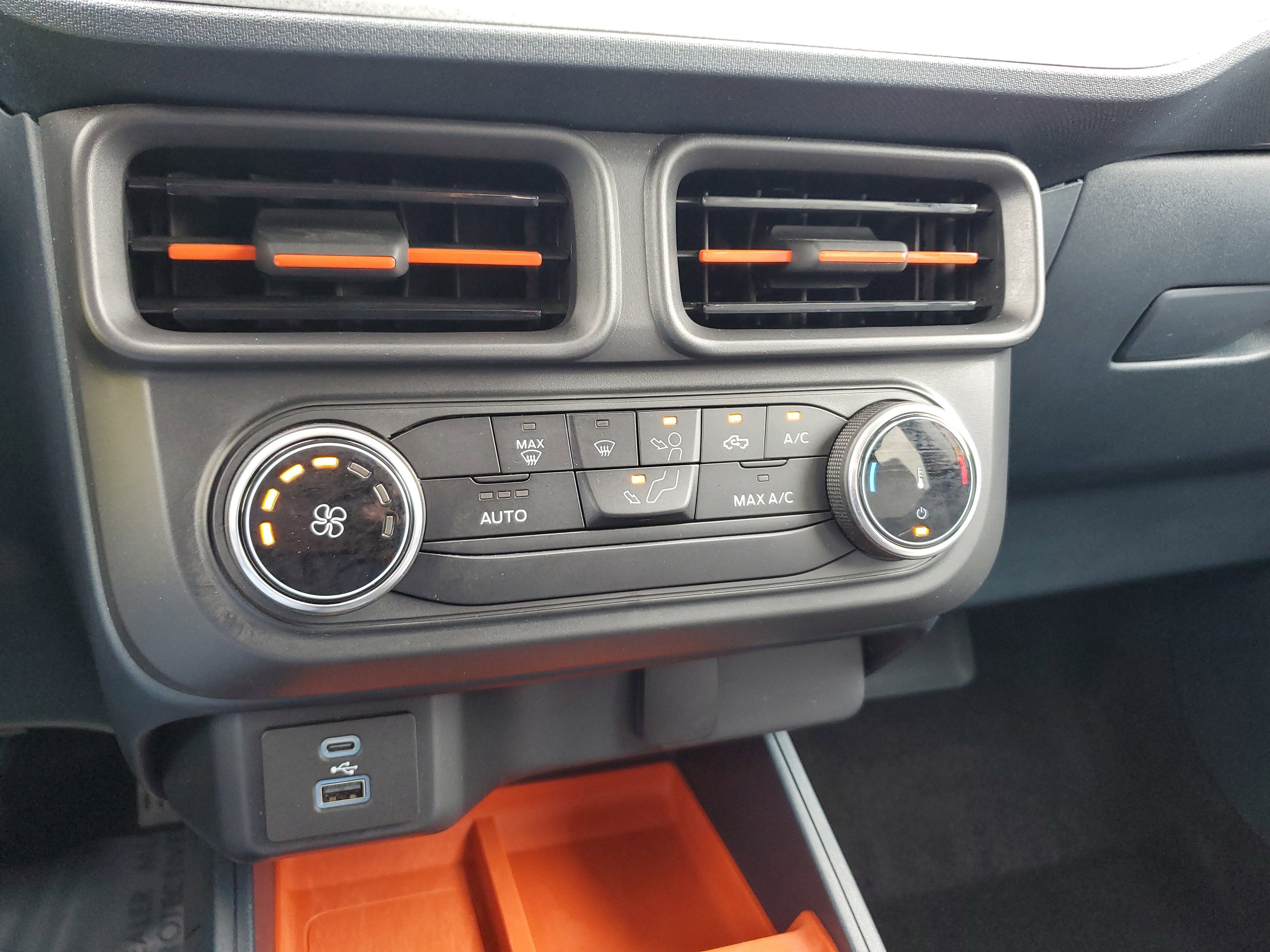 Used 2022 Ford Maverick XLT image 22