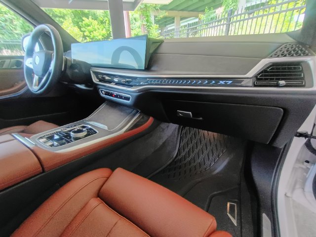 Used 2024 BMW X7 xDrive40i w/ Executive Package AWD/4WD image 55