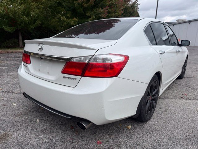 Used 2013 Honda Accord Sport image 3