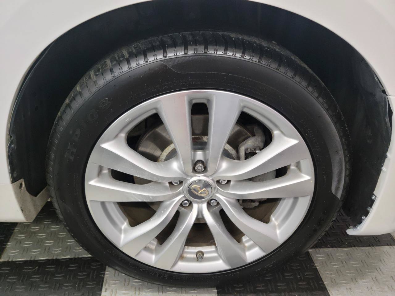 Used 2010 INFINITI M35 x w/ Technology Pkg AWD/4WD image 28