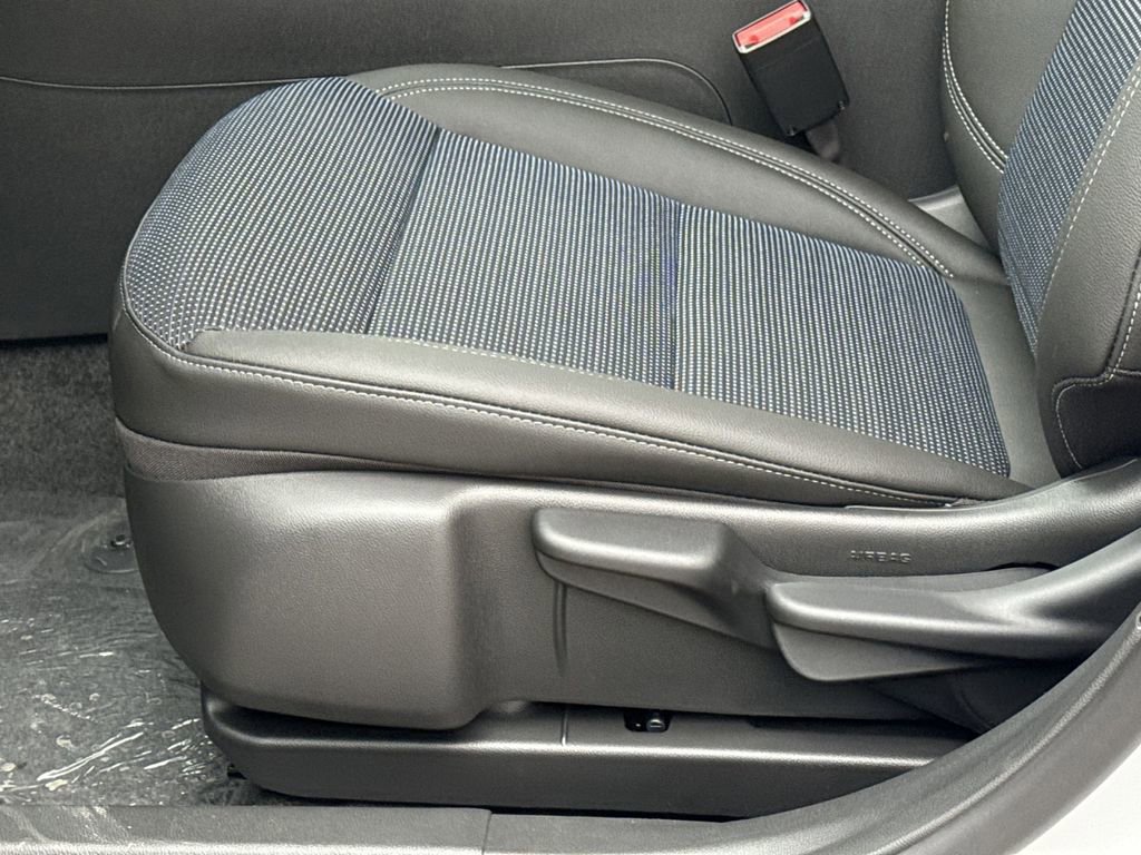 New 2026 Buick Envista Preferred image 14