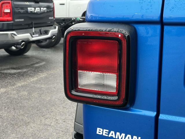 Used 2021 Jeep Wrangler Unlimited Sport image 10