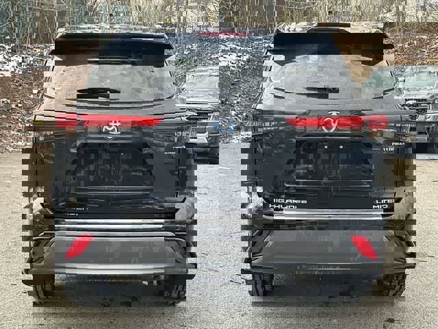 Used 2023 Toyota Highlander Limited image 4