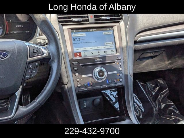 Used 2017 Ford Fusion Titanium FWD image 19