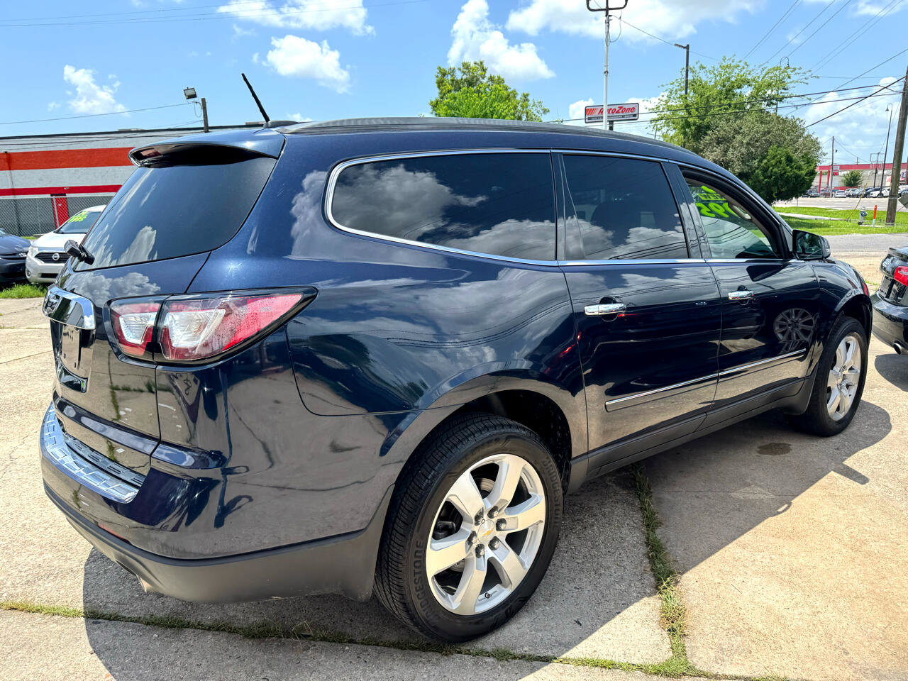 Used 2016 Chevrolet Traverse LTZ image 4