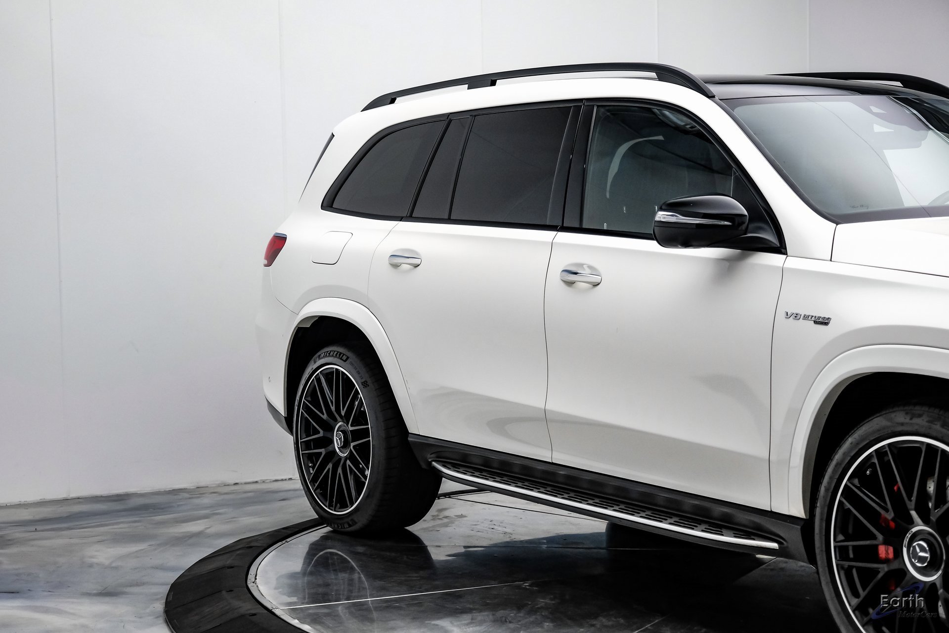 Used 2022 Mercedes-Benz GLS 63 AMG 4MATIC w/ Warmth & Comfort Package image 22