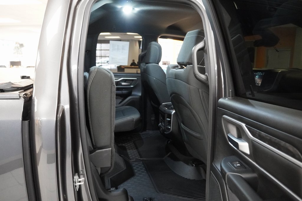 Used 2021 RAM 1500 Big Horn image 24