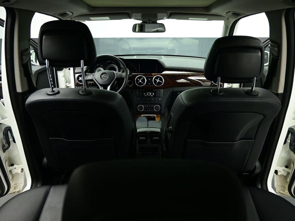 Used 2015 Mercedes-Benz GLK 350 4MATIC image 37