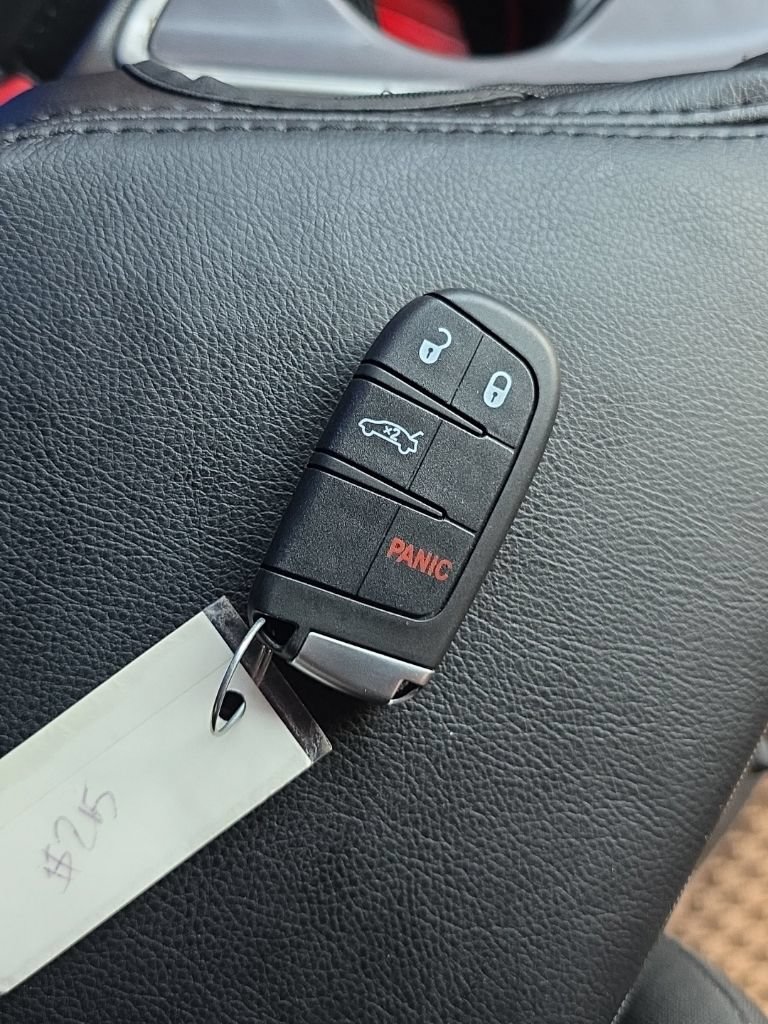 Used 2019 Dodge Challenger SXT RWD image 41