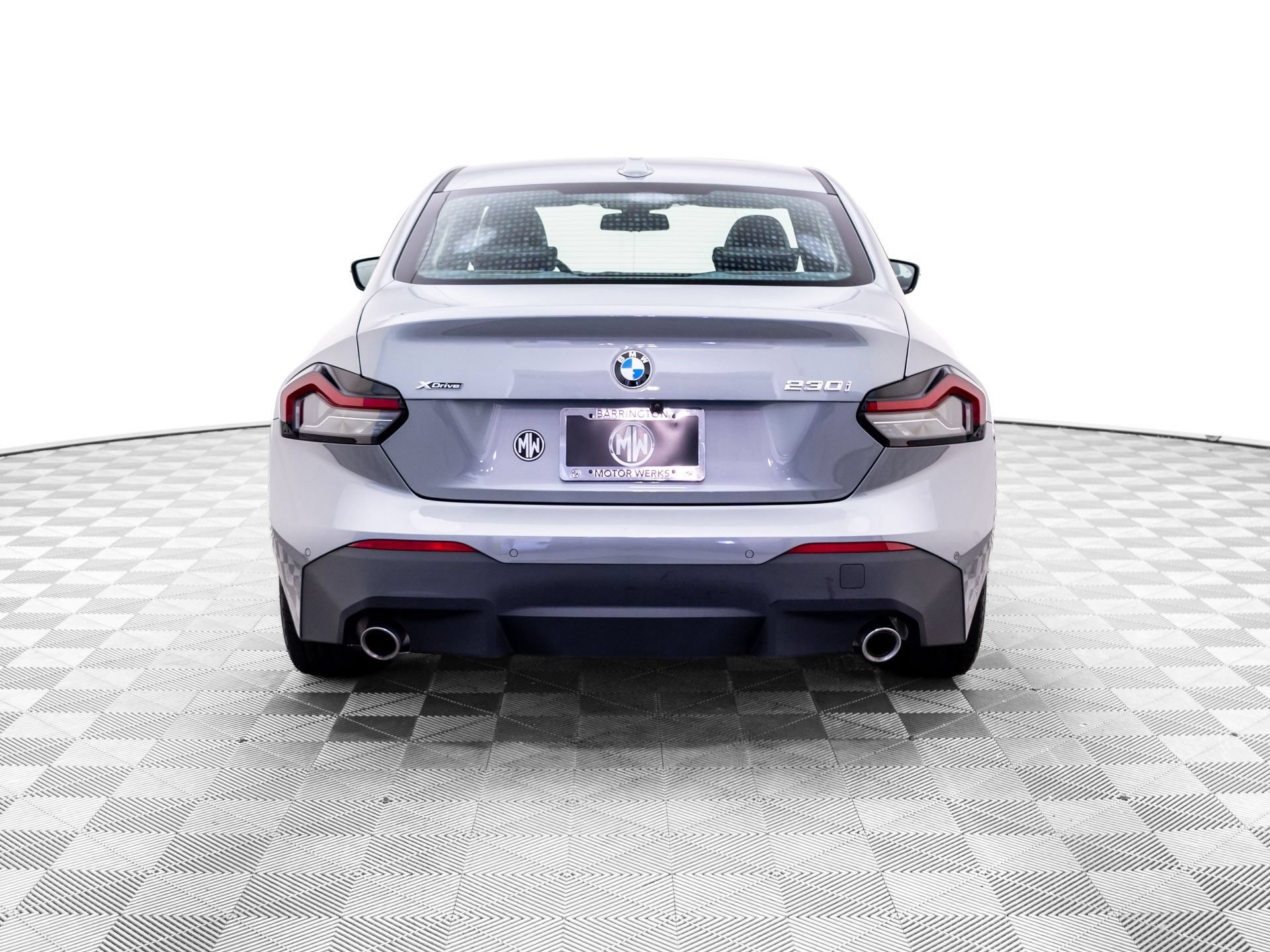 Used 2025 BMW 230i xDrive Coupe w/ Premium Package AWD/4WD image 4