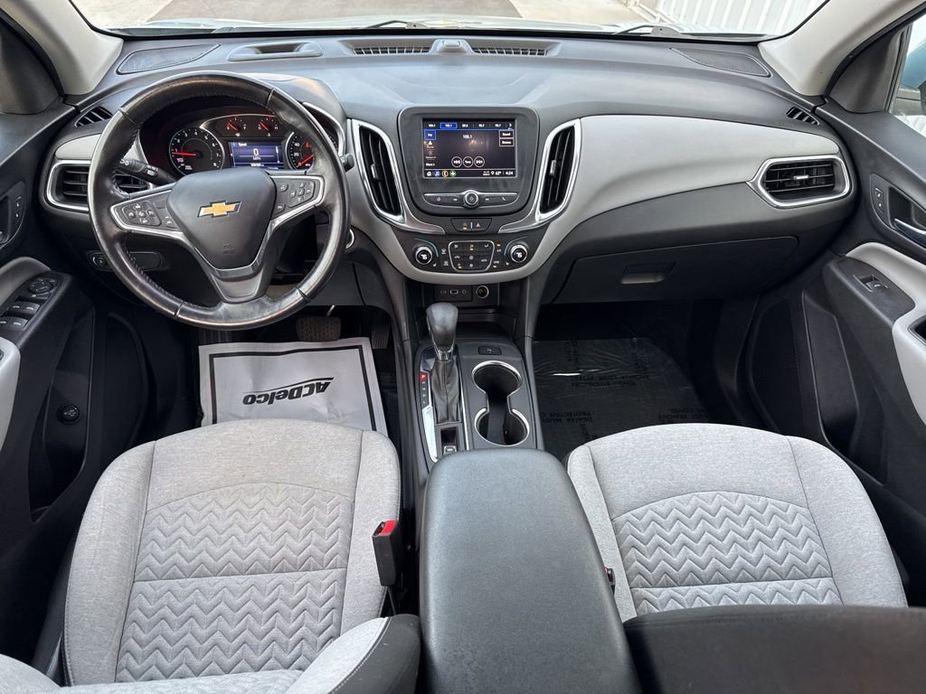 Used 2022 Chevrolet Equinox LT w/ Driver Convenience Package image 10