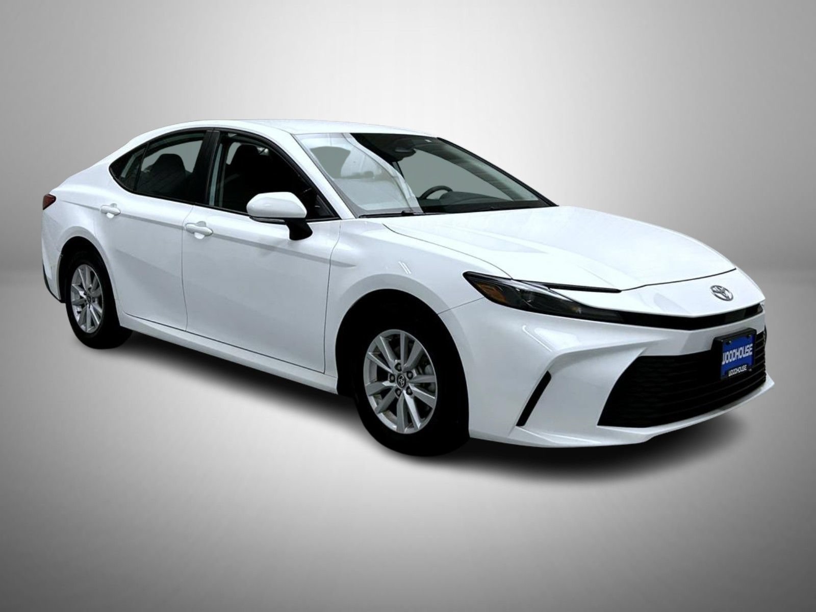 Used 2026 Toyota Camry LE FWD image 3
