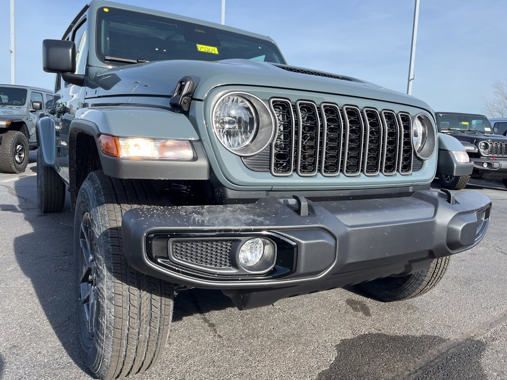 New 2026 Jeep Gladiator Sport AWD/4WD image 59