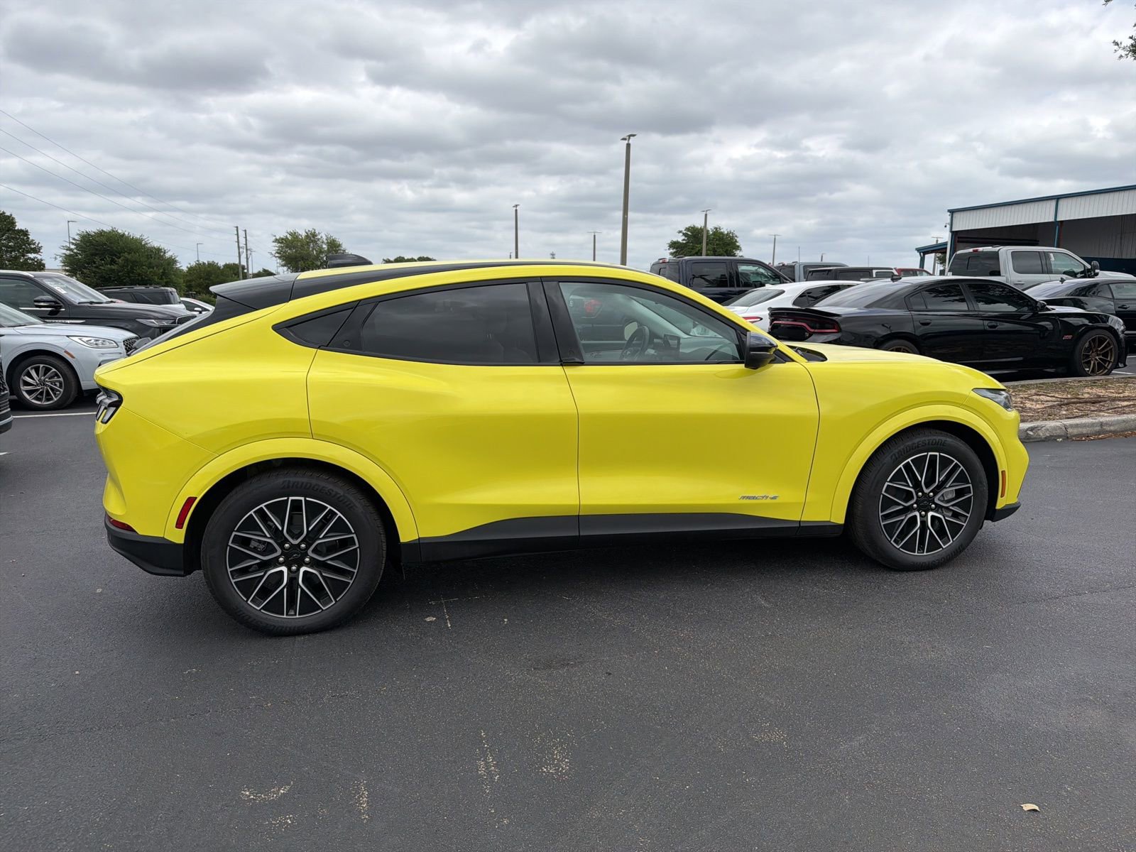 Certified 2025 Ford Mustang Mach-E Premium RWD image 3