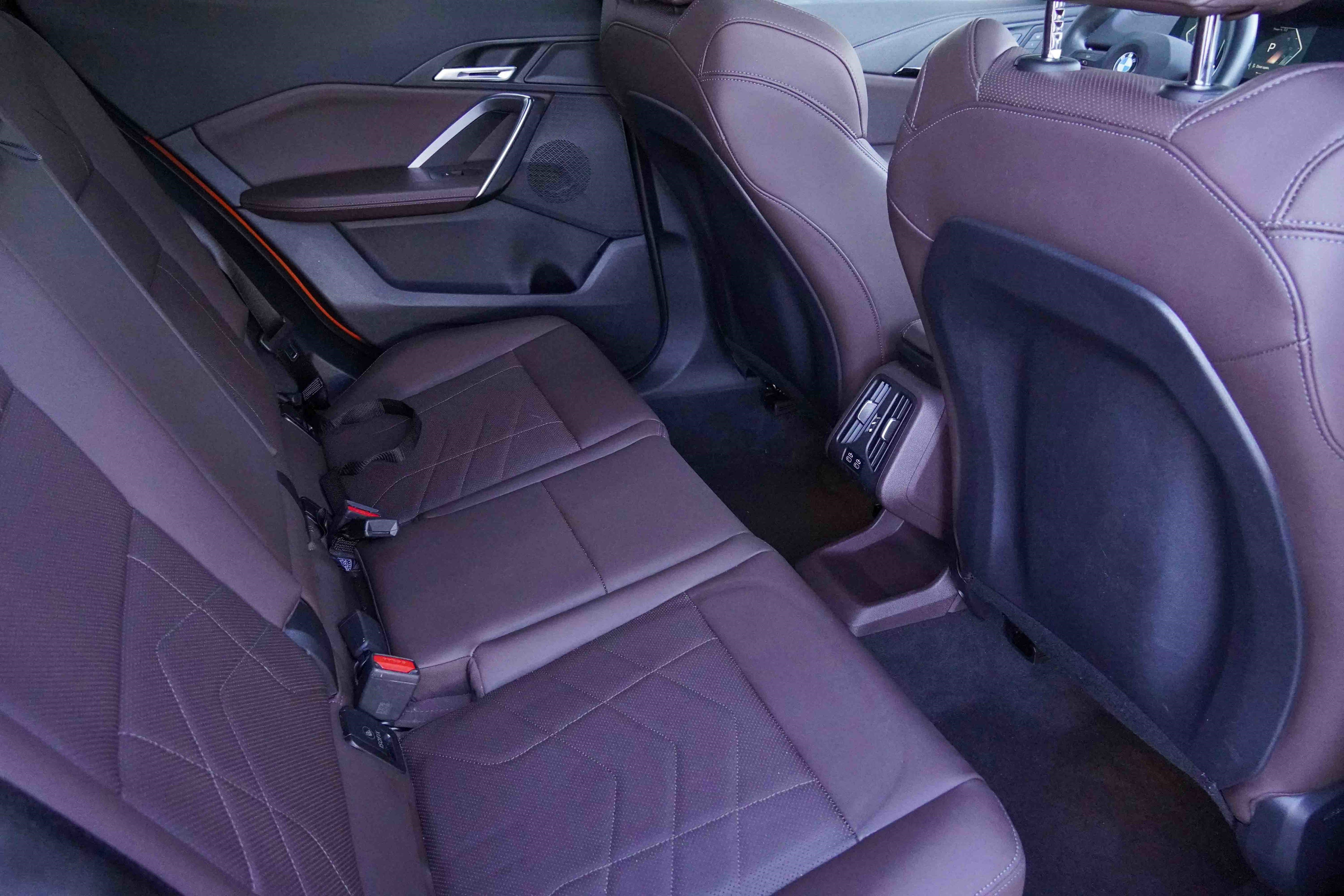 Certified 2025 BMW X2 xDrive28i image 33