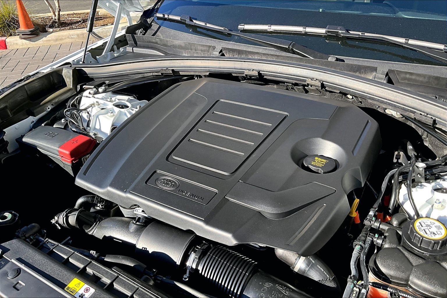 Used 2023 Land Rover Range Rover Velar S image 31