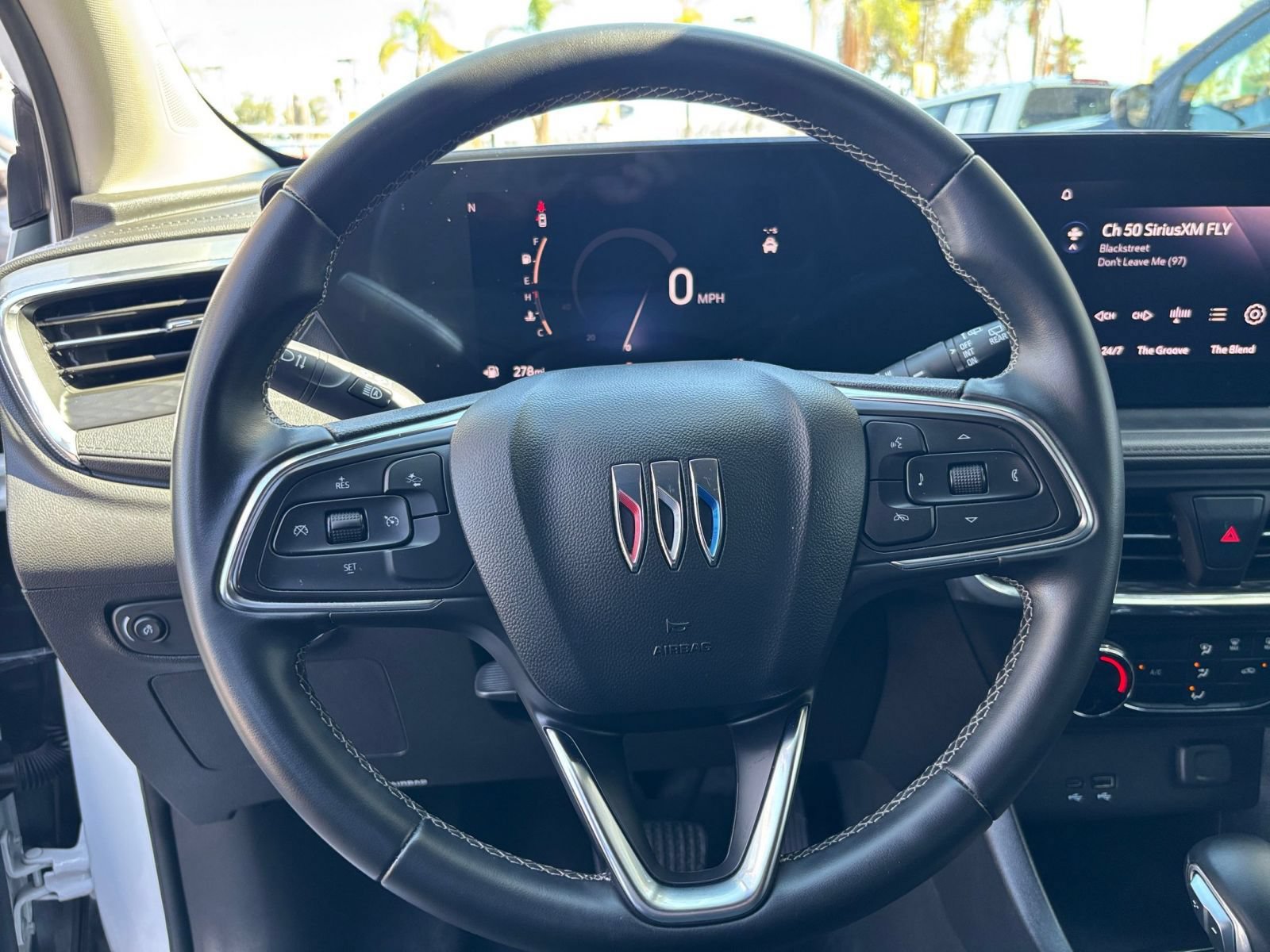 Used 2025 Buick Encore GX Preferred FWD image 26