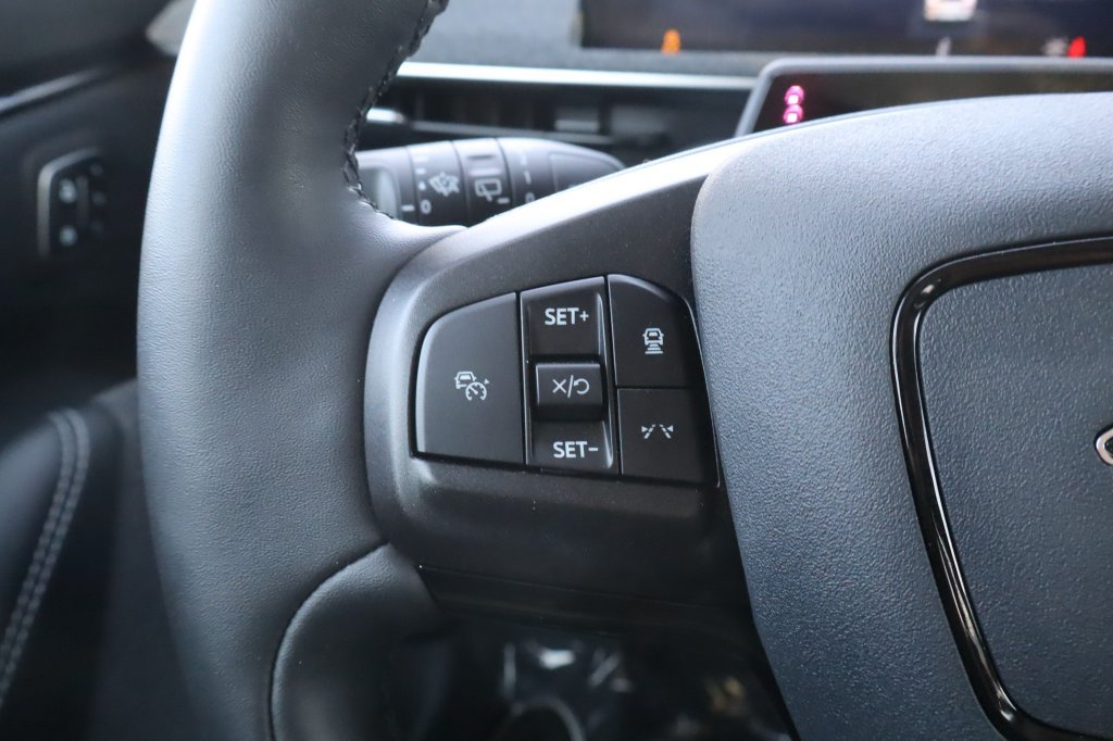 Used 2025 Ford Mustang Mach-E Premium AWD/4WD image 22