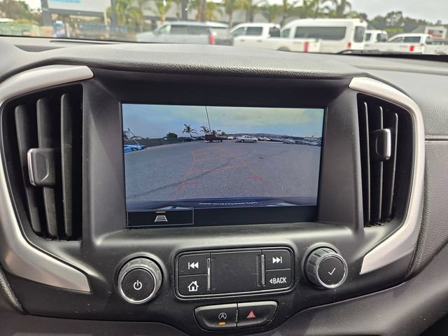Used 2023 GMC Terrain SLT AWD/4WD image 3