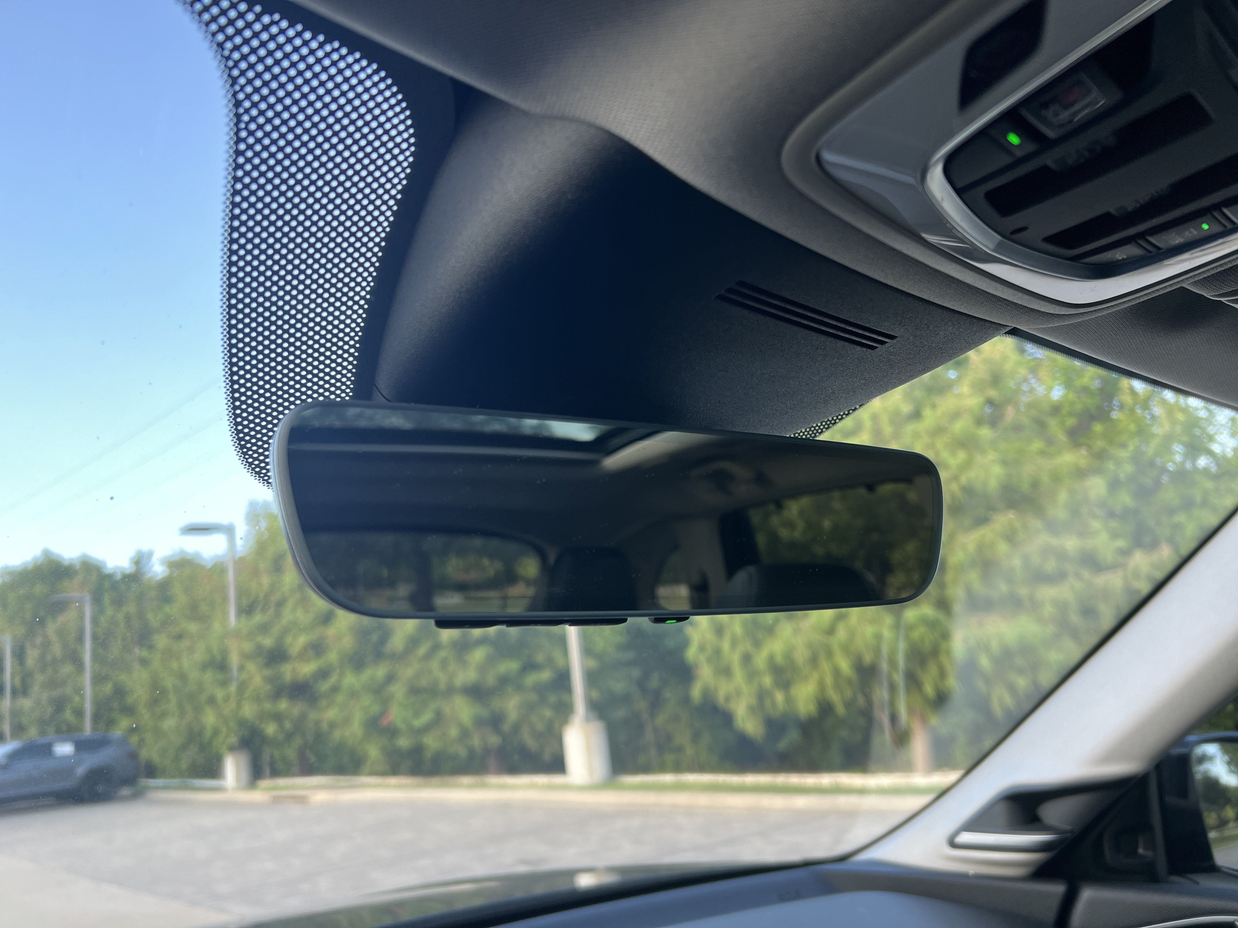 Used 2025 Acura MDX w/ Technology Package FWD image 23