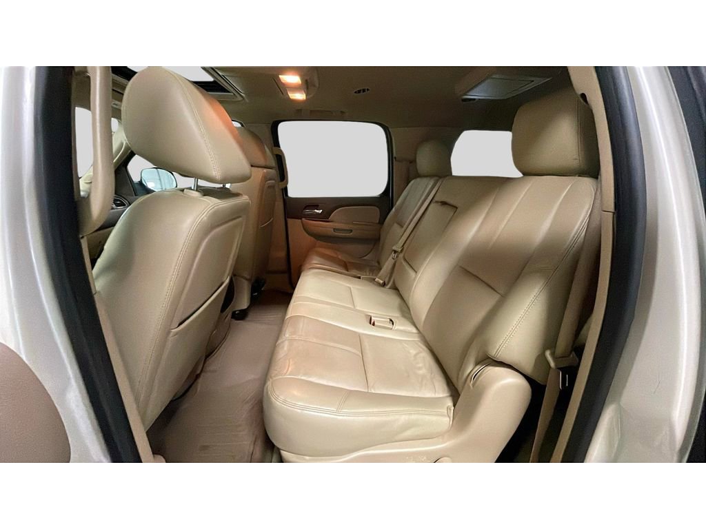 Used 2012 GMC Yukon XL SLT w/ SLT-2 Equipment Package image 15