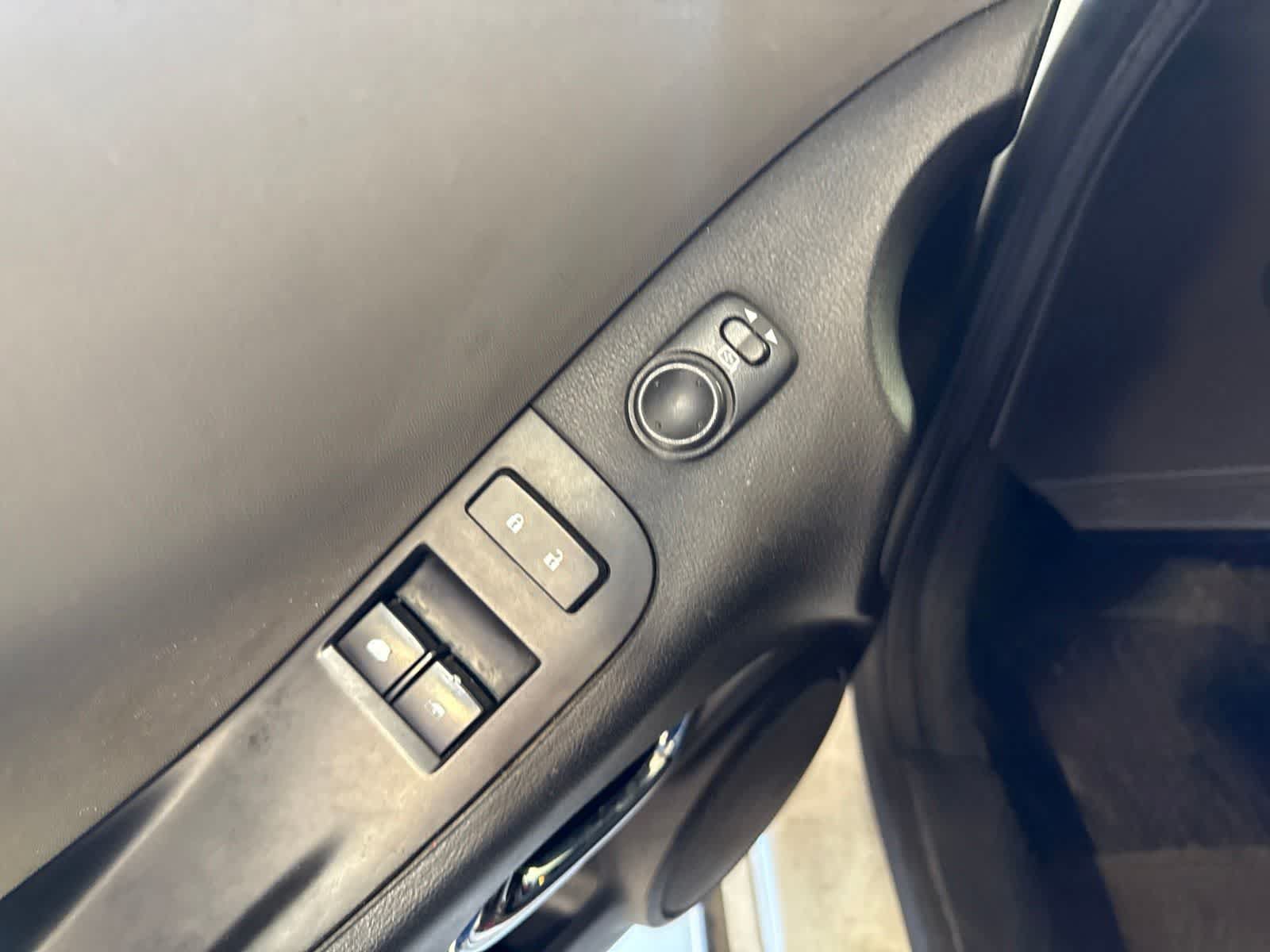 Used 2014 Chevrolet Camaro LS RWD image 17