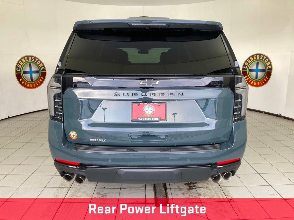 Used 2025 Chevrolet Suburban Z71 w/ Comfort Package image 26