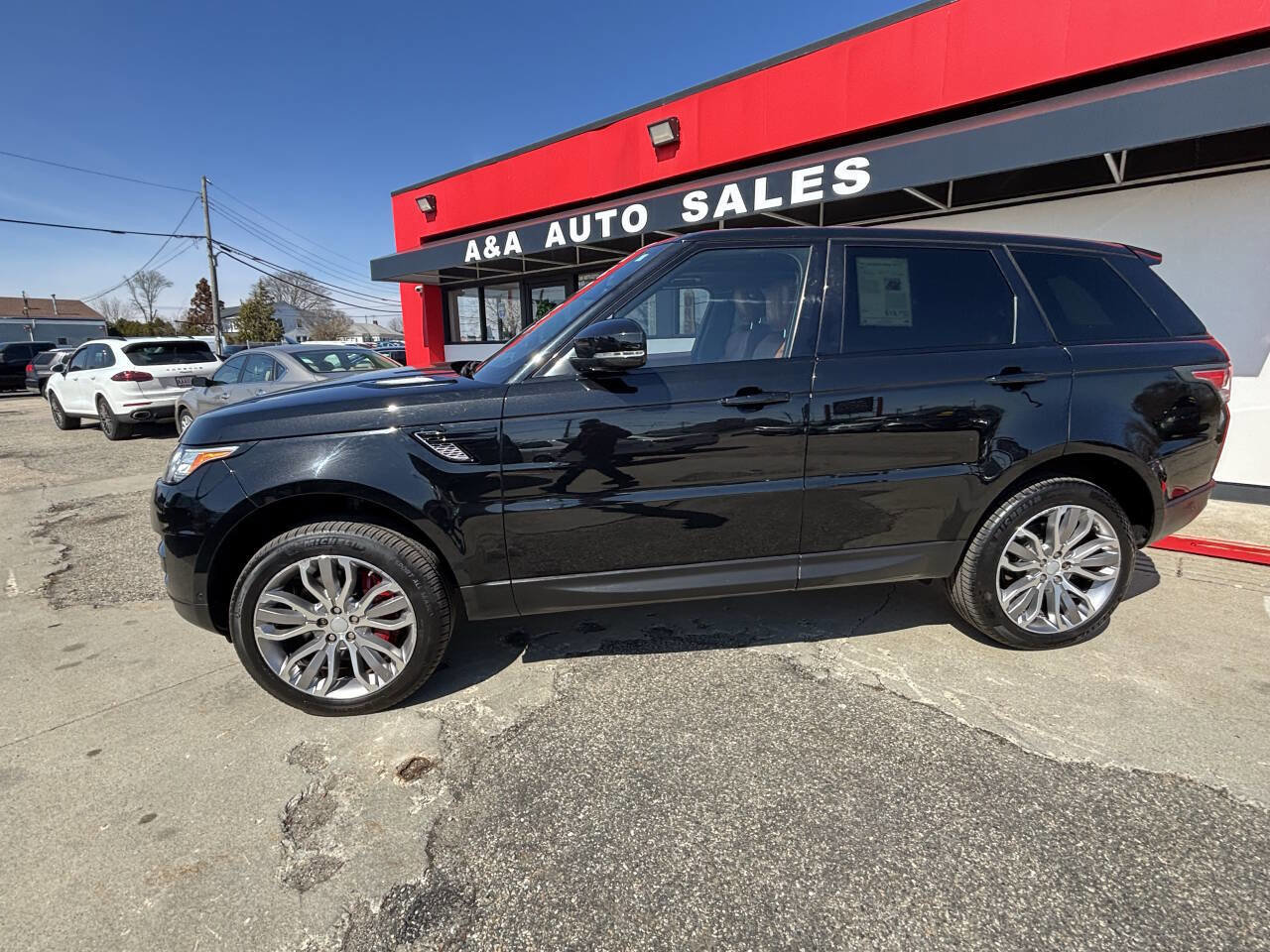 Used 2015 Land Rover Range Rover Sport Supercharged AWD/4WD image 24