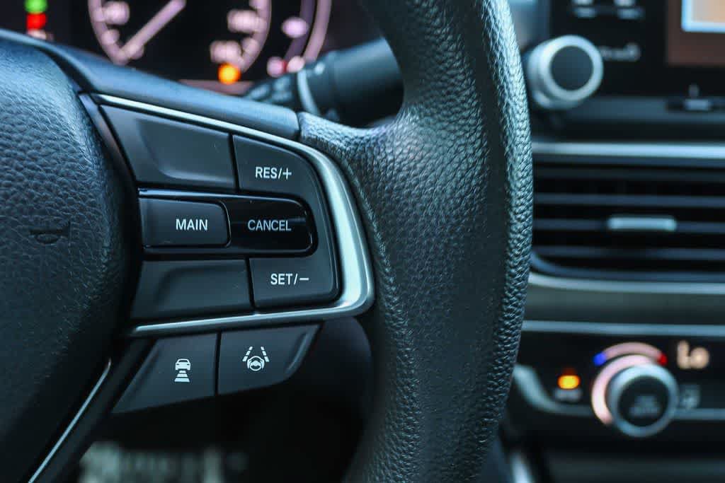Used 2018 Honda Accord LX image 23