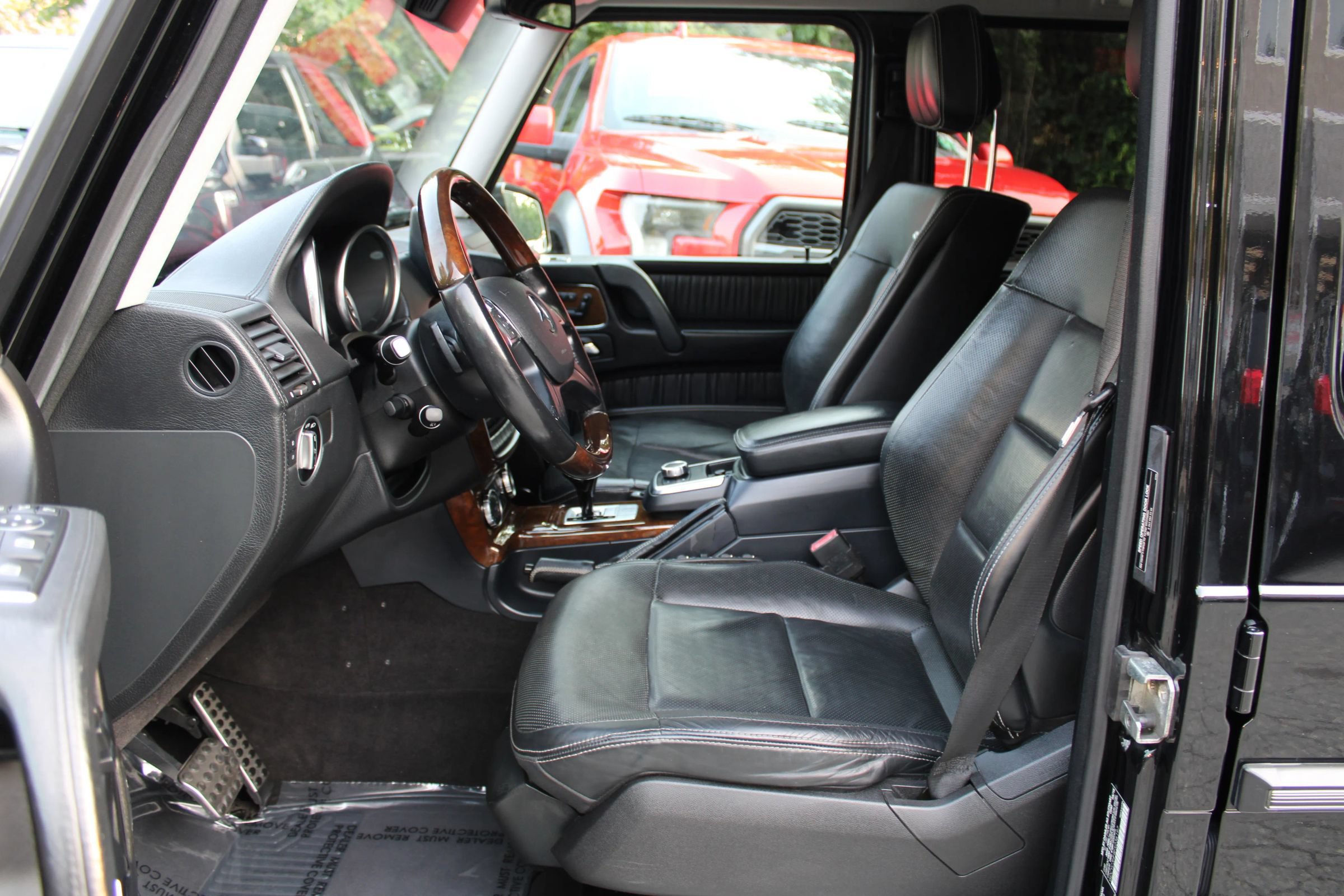 Used 2015 Mercedes-Benz G 550 image 17