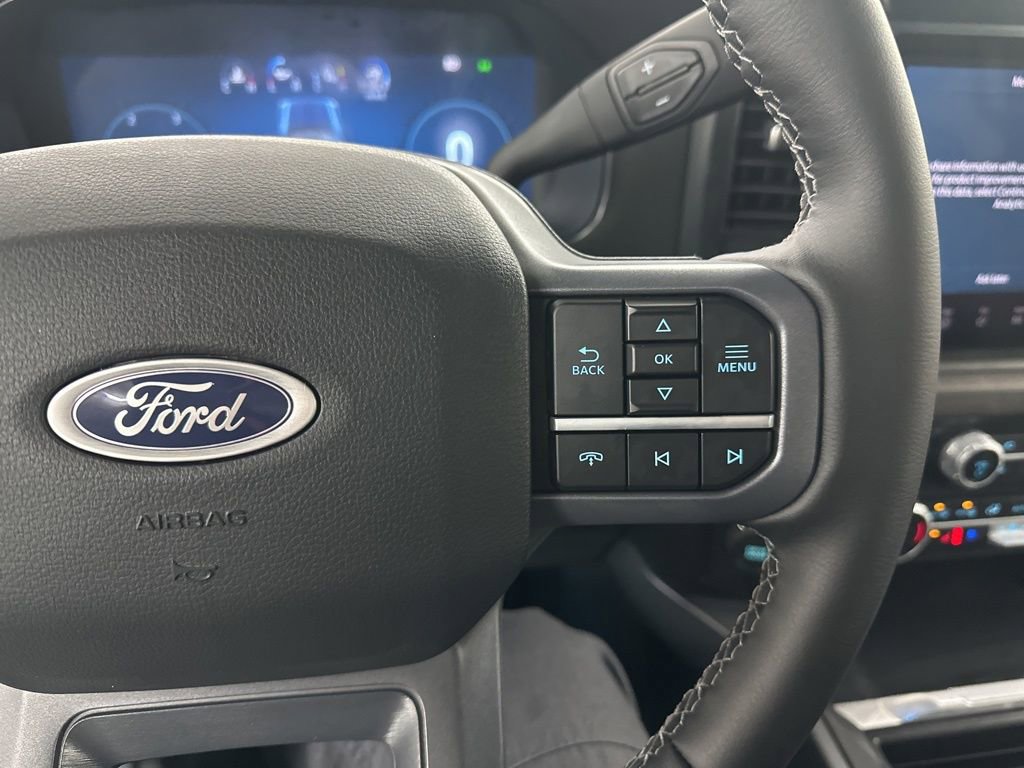 New 2026 Ford F350 Lariat image 40