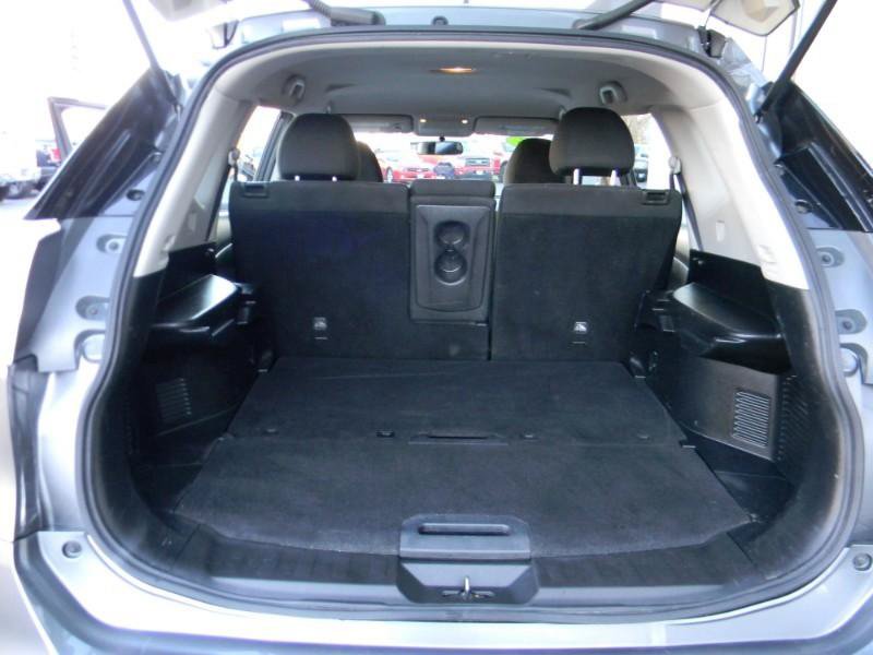 Used 2016 Nissan Rogue S AWD/4WD image 13