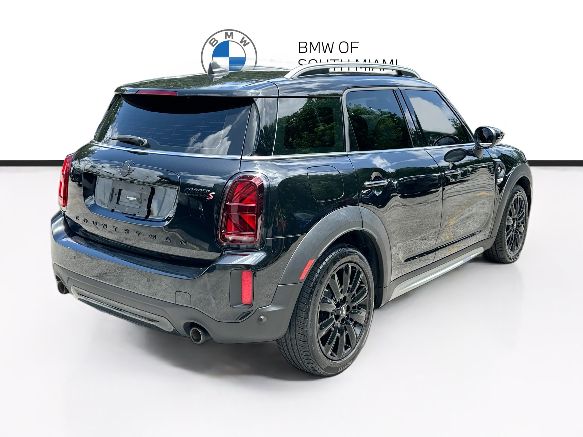 Used 2024 MINI Cooper Countryman S w/ Premium Package FWD image 7