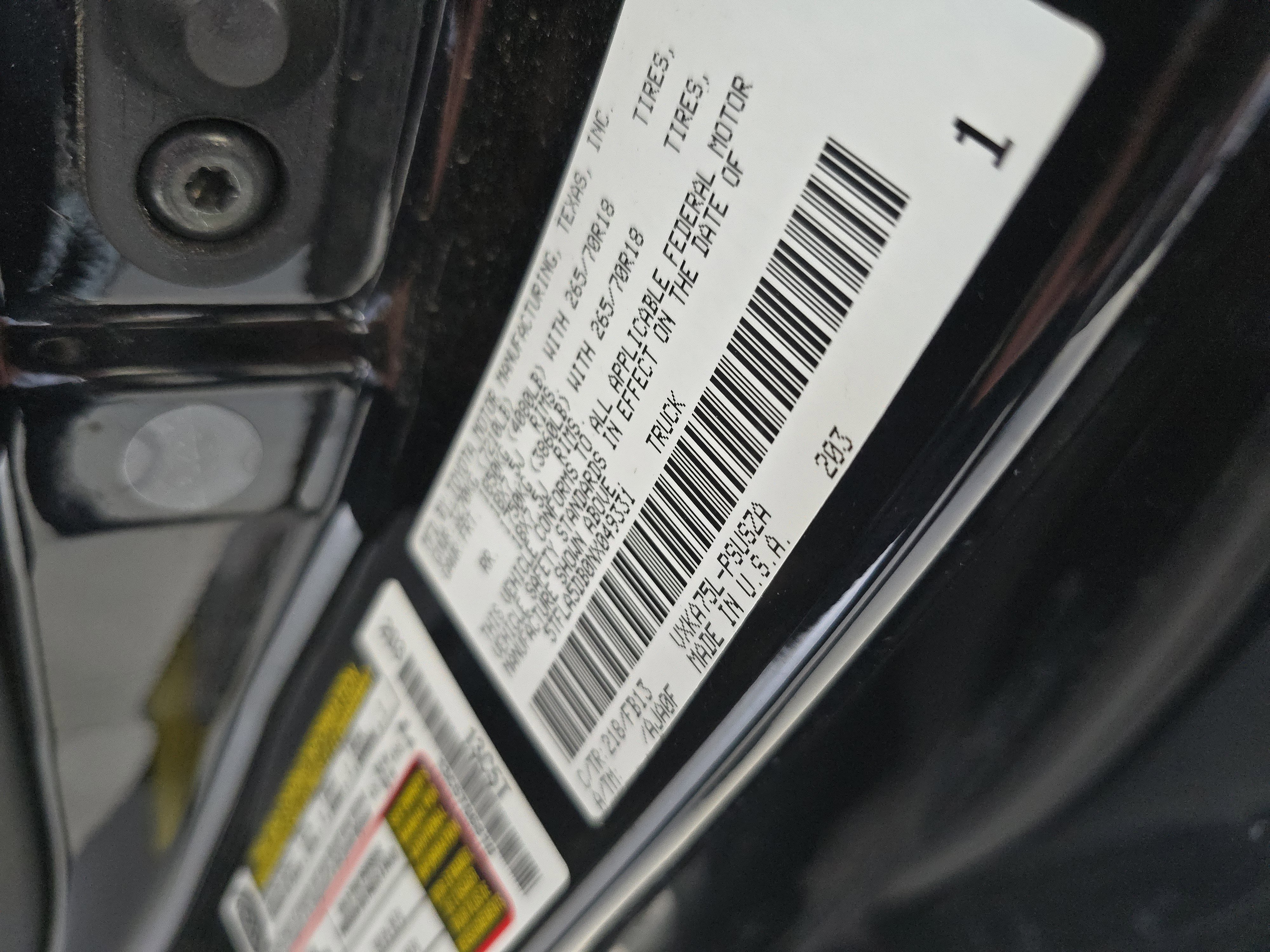 Used 2022 Toyota Tundra SR5 w/ SR5 Convenience Package image 31